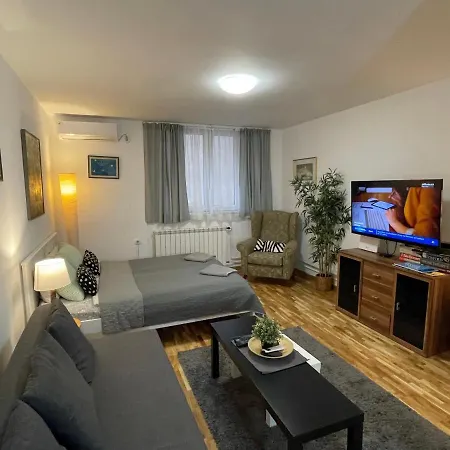 Axis Mundi Apartment Belgrade Exterior photo