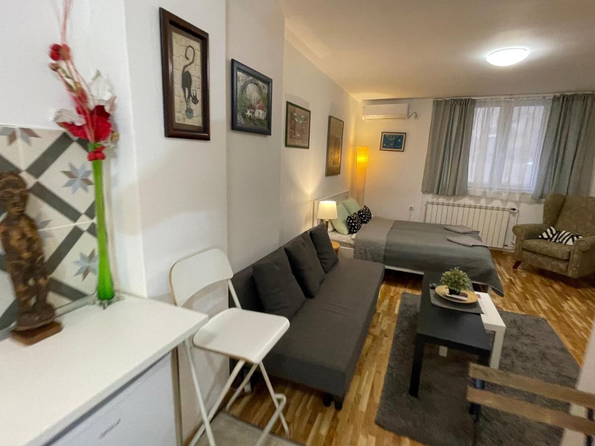 Axis Mundi Apartment Belgrade
